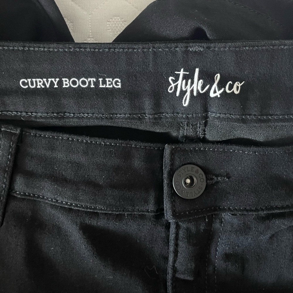 Style & Co Curvy Boot Leg Jeans Womens 16 Black Bootcut Stretch Denim Pants NWT - Picture 6 of 11